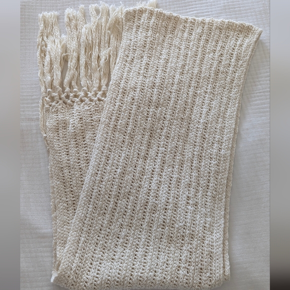 Spell Heather Knit Scarf - Picture 5 of 6